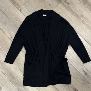 PACT Women's Black Airplane Wrap ML